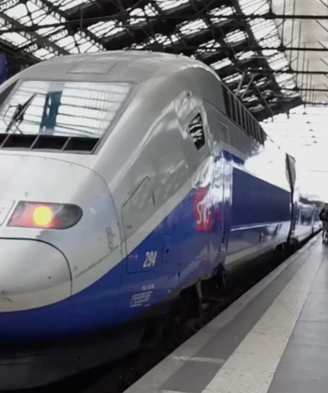 Gare SNCF Clermont-Ferrand - Navette taxi disponible 24h/24
